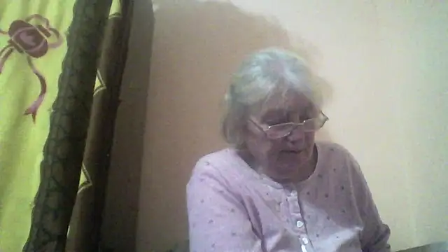 Snapshot of AmyLove353 chatting on March 22, 2026, 9:51 pm AmyLove353 online show from March 22, 2026, 9:51 pm