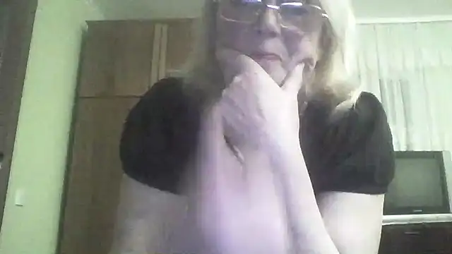 Snapshot of AmyLove353 chatting on March 30, 2026, 9:16 pm AmyLove353 online show from March 30, 2026, 9:16 pm