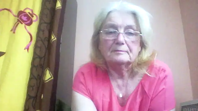 Snapshot of AmyLove353 chatting on March 31, 2026, 12:27 pm AmyLove353 online show from March 31, 2026, 12:27 pm