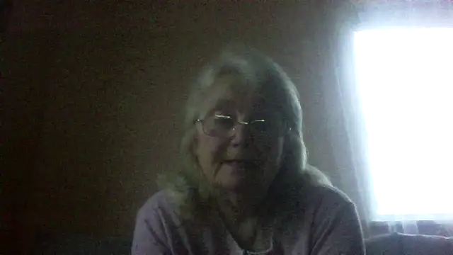 Snapshot of AmyLove353 chatting on April 15, 2026, 3:57 am AmyLove353 online show from April 15, 2026, 3:57 am