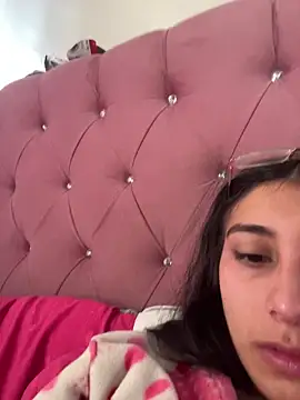 Violeet-Smith online show from February 21, 2026, 12:17 pm