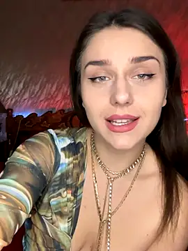 Snapshot of ScarletSi chatting on November 5, 2025, 9:15 pm ScarletSi online show from November 5, 2025, 9:15 pm