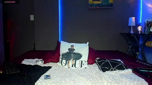 cleoo jhonny online show from March 24, 2026, 12:15 am