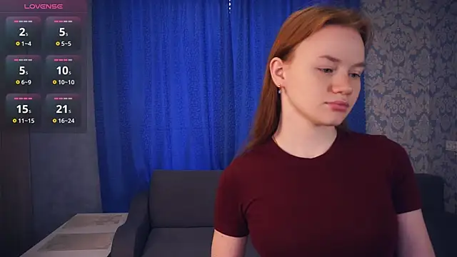 KarlynGow online show from December 16, 2025, 7:24 am