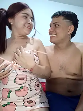 Snapshot of Ammy_and_Crish chatting on October 26, 2025, 2:06 am Ammy and Crish online show from October 26, 2025, 2:06 am