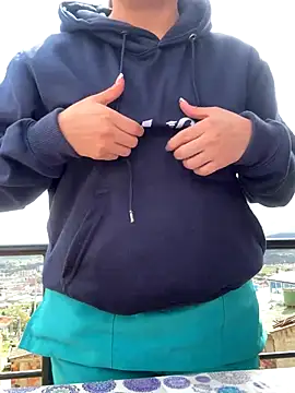 Talia Bonet online show from October 29, 2025, 3:25 pm