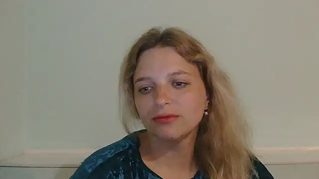 ElisSky301 online show from May 31, 2026, 9:27 pm