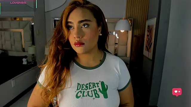 Snapshot of AnguelJones chatting on November 12, 2025, 4:13 am AnguelJones online show from November 12, 2025, 4:13 am