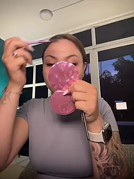 Beella1  online show from November 27, 2025, 11:34 am