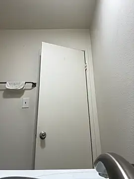 Mrmakeherwet Tez online show from October 25, 2025, 8:25 pm