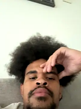 Mrmakeherwet Tez online show from December 5, 2025, 8:16 pm