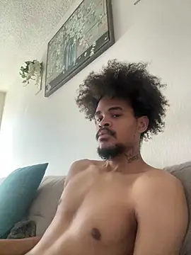 Mrmakeherwet Tez online show from February 27, 2026, 4:51 pm