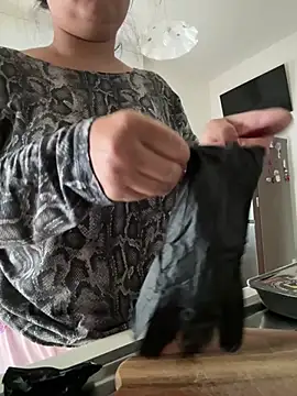 gatitalocahot online show from February 3, 2026, 11:26 am