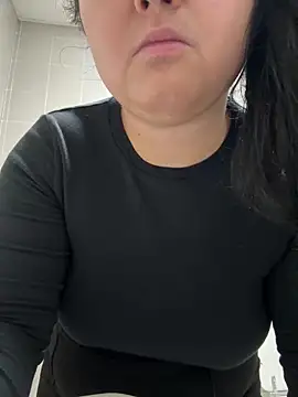 gatitalocahot online show from March 12, 2026, 2:12 pm