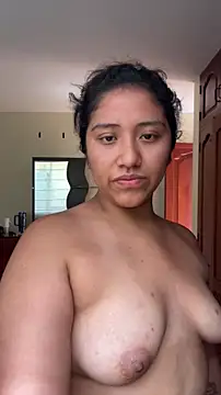 Kmiii21 online show from November 14, 2025, 7:12 pm