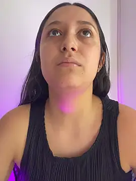 Snapshot of kittymonroe1 chatting on February 6, 2026, 6:22 pm kittymonroe1 online show from February 6, 2026, 6:22 pm