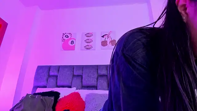 Snapshot of kittymonroe1 chatting on February 20, 2026, 5:46 pm kittymonroe1 online show from February 20, 2026, 5:46 pm