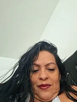 Snapshot of viviana-sexi chatting on July 16, 2026, 1:39 pm viviana-sexi online show from July 16, 2026, 1:39 pm