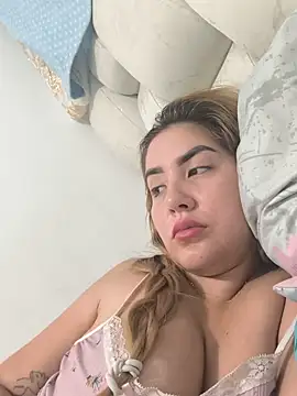 iamdulce  online show from May 29, 2026, 12:41 am