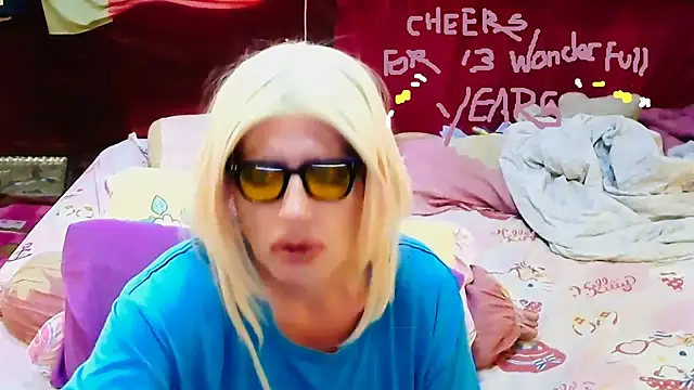 horni4luv online show from February 23, 2026, 8:01 am