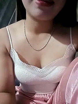 Snapshot of -Lanaa- chatting on October 21, 2025, 1:56 pm -Lanaa- online show from October 21, 2025, 1:56 pm