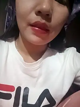 -Lanaa- online show from November 19, 2025, 6:19 pm