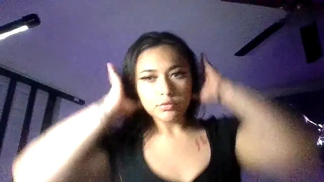 Snapshot of playxrated chatting on May 14, 2026, 11:06 am playxrated online show from May 14, 2026, 11:06 am
