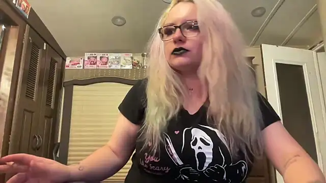 Snapshot of lostinherwonderland chatting on November 2, 2025, 1:19 am lostinherwonderland online show from November 2, 2025, 1:19 am