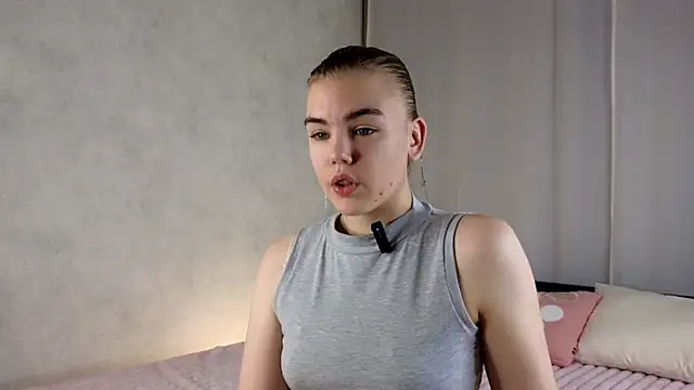 MelodyBaur online show from April 2, 2026, 12:47 pm