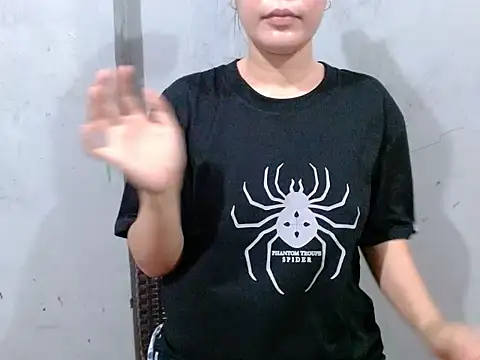 Snapshot of Skinny_Jean18xxx chatting on July 16, 2026, 10:32 am Skinny Jean18xxx online show from July 16, 2026, 10:32 am