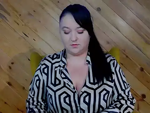 SensualCrisa online show from October 27, 2025, 5:11 am