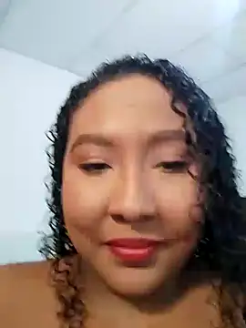 Snapshot of KaroldelaTorree chatting on November 9, 2025, 6:17 pm KaroldelaTorree online show from November 9, 2025, 6:17 pm