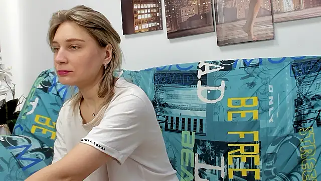 Tenderly Sophie online show from February 28, 2026, 1:17 am