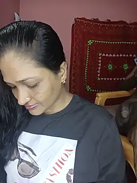 CoupleShow 432 online show from May 19, 2026, 5:19 pm
