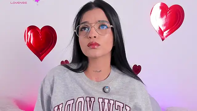 Sophie Duarte online show from February 13, 2026, 3:13 am