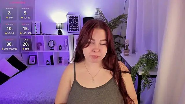 Snapshot of EffyBlush chatting on November 4, 2025, 1:43 pm EffyBlush online show from November 4, 2025, 1:43 pm