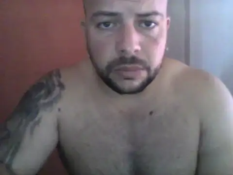 saitamahero1990 online show from October 25, 2025, 1:40 pm