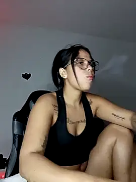 tattyHot95 online show from November 10, 2025, 5:34 pm