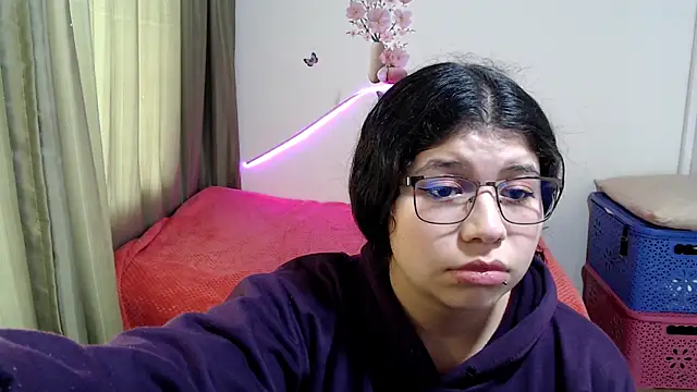 Snapshot of BRYXS1 chatting on November 1, 2025, 7:27 pm BRYXS1 online show from November 1, 2025, 7:27 pm