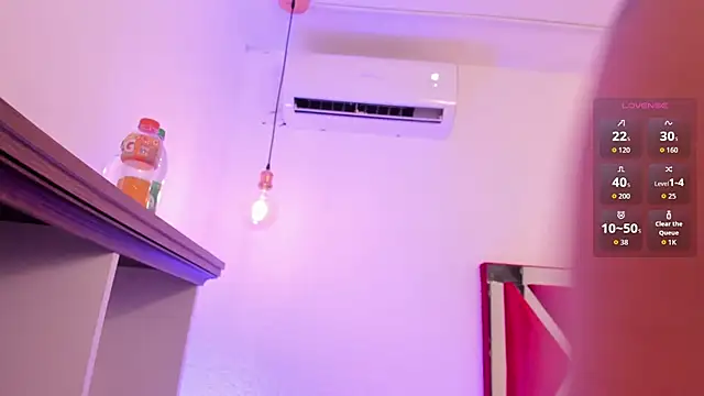 Snapshot of samantaawolf chatting on February 10, 2026, 8:24 pm samantaawolf online show from February 10, 2026, 8:24 pm