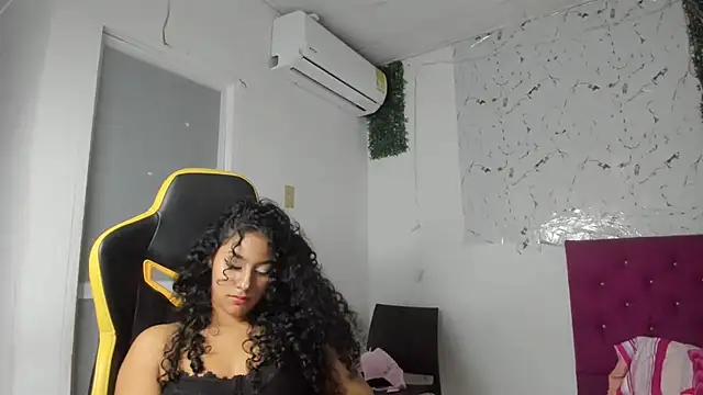 emily stars1 online show from February 3, 2026, 6:22 am