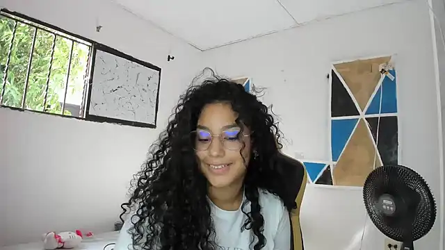 emily stars1 online show from March 5, 2026, 8:05 pm