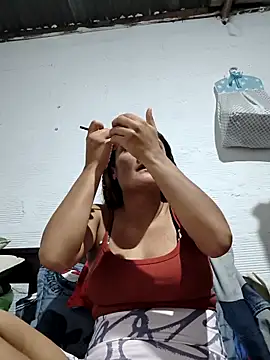 Catalina Bairon online show from October 22, 2025, 9:47 pm