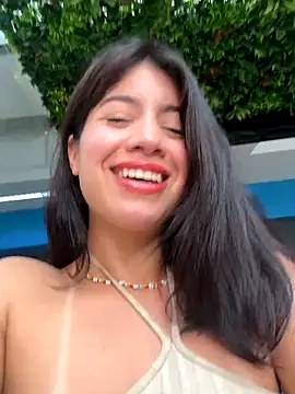 LisaMartinez34 online show from December 4, 2025, 7:11 pm