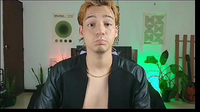 Snapshot of Habel__moretti chatting on February 18, 2026, 6:48 pm Habel moretti online show from February 18, 2026, 6:48 pm