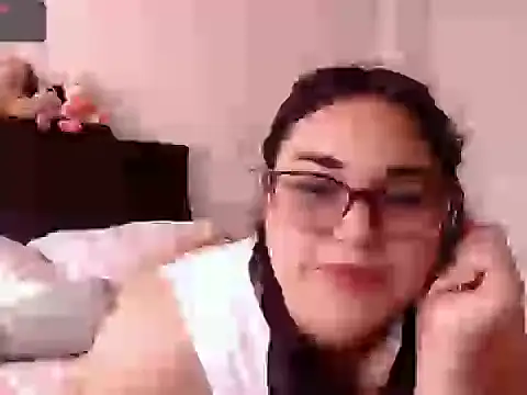 mira cherry02 online show from April 2, 2026, 8:39 pm