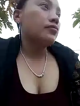 zinzin-xx online show from October 23, 2025, 9:41 am