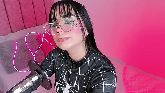 laana foxx online show from May 30, 2026, 10:51 pm