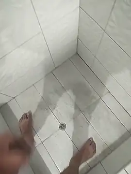 Snapshot of Niyorquino26 chatting on October 23, 2025, 1:43 pm Niyorquino26 online show from October 23, 2025, 1:43 pm