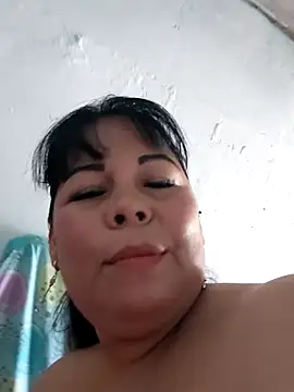 Snapshot of mother2-divorced chatting on October 27, 2025, 1:48 pm mother2-divorced online show from October 27, 2025, 1:48 pm